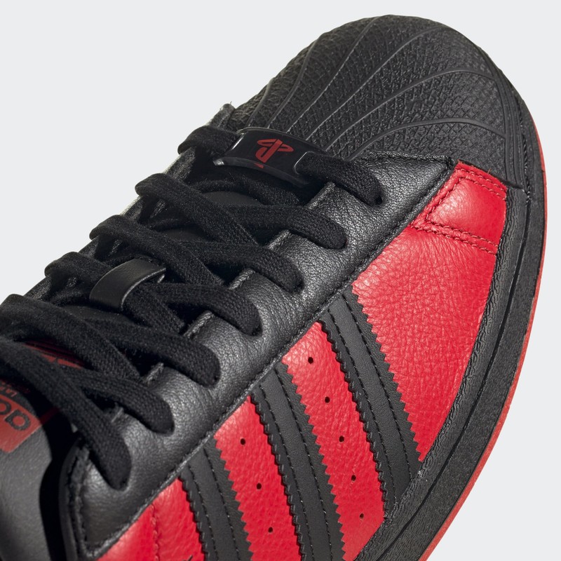 adidas originals spider man